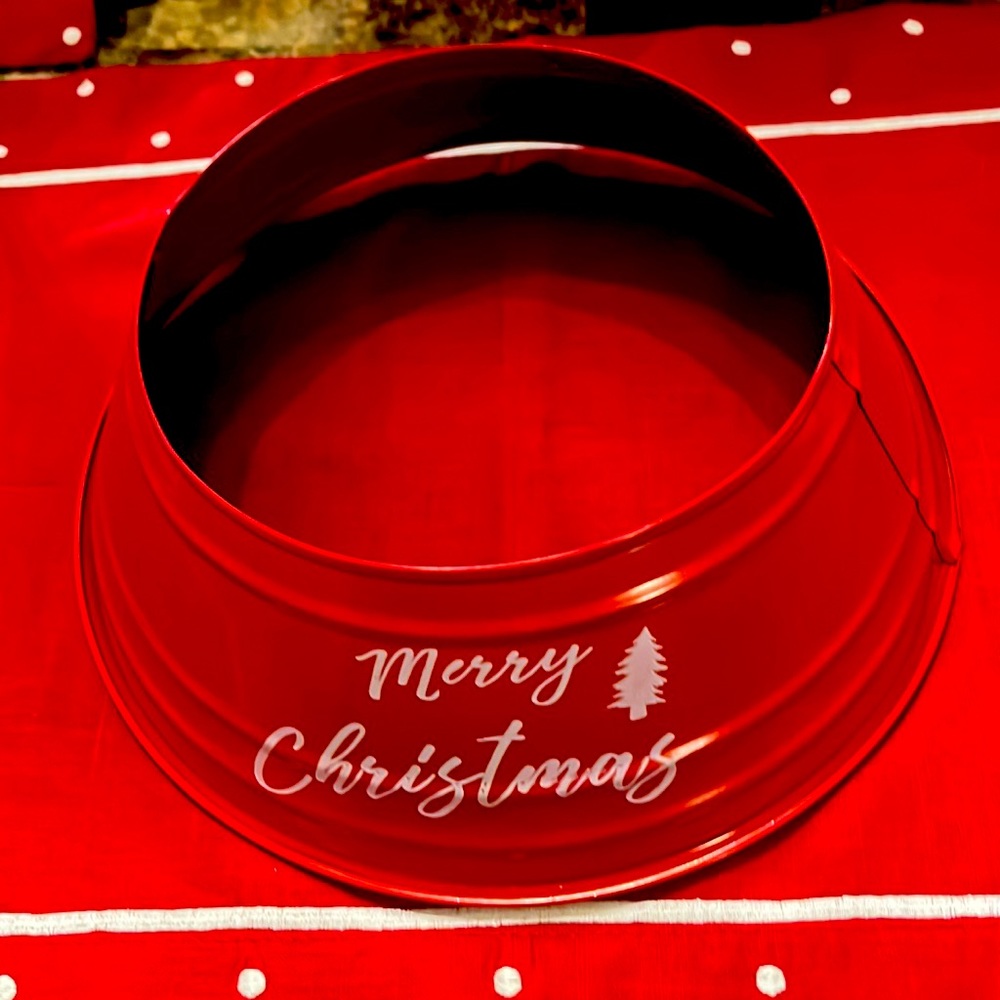 NWT Tree Collar